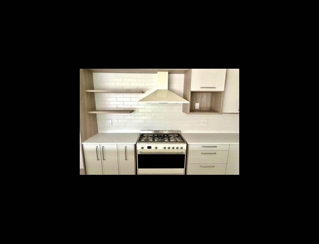 3 BEDROOM HOUSE FOR SALE IN JEFFREYS BAY CENTRAL